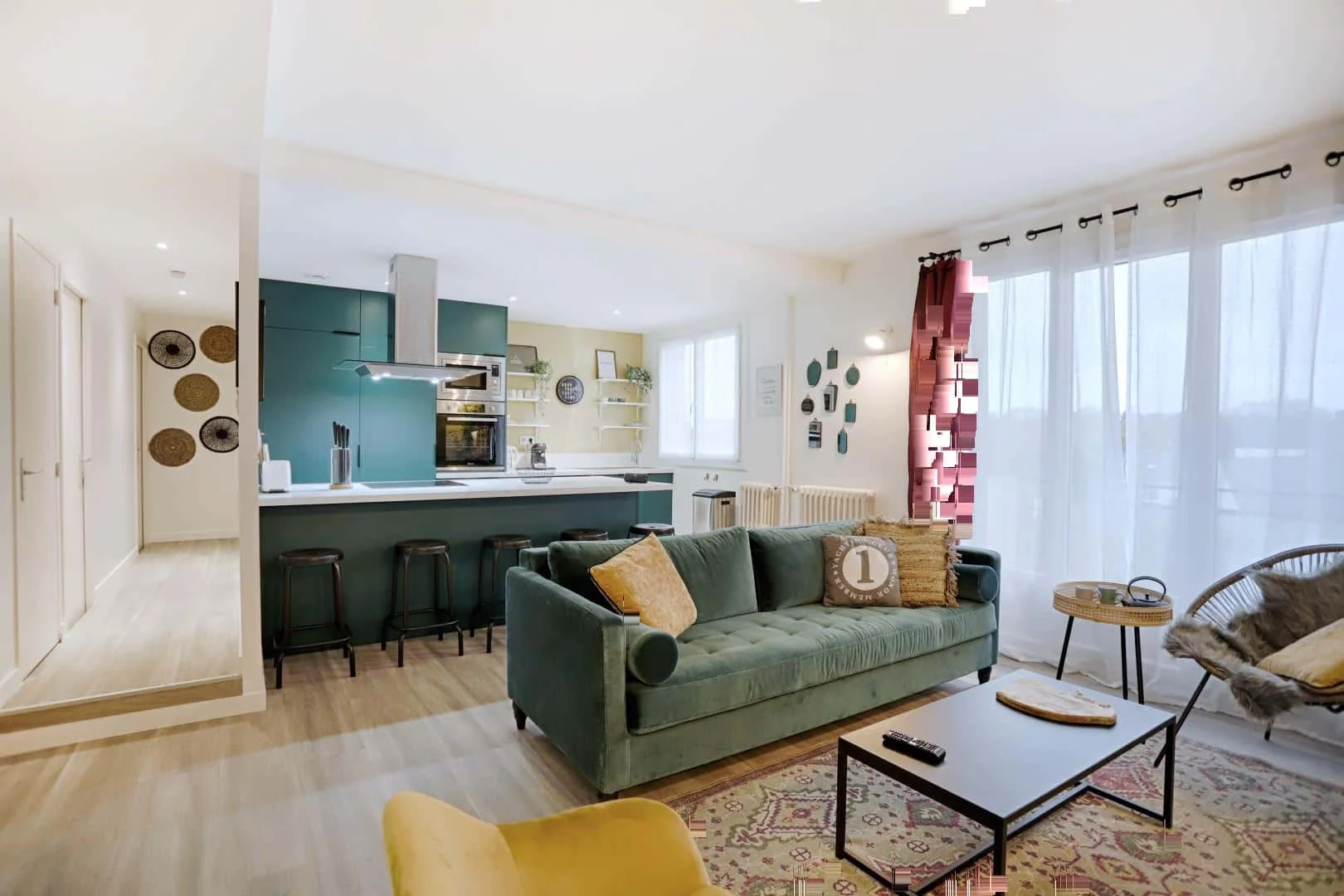 Habitación en apartamento estudiantil en alquiler en , completamente amueblado
