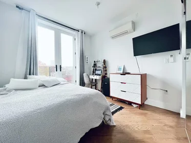 Helles Privatzimmer in {area}
