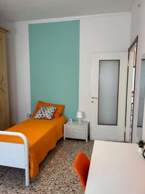 Stanza privata in Via Marsala, immagine 1 di 10