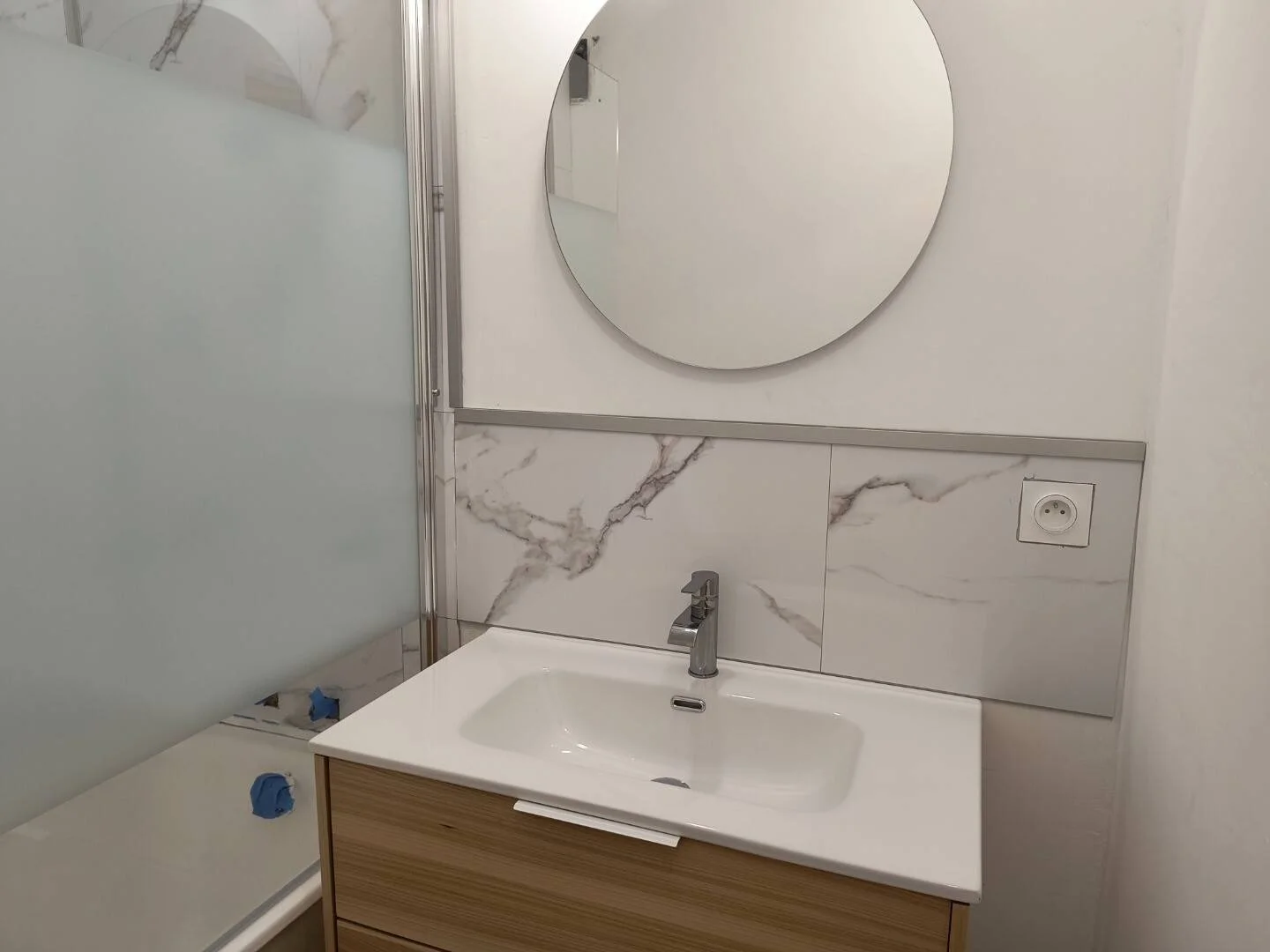 Quarto para alugar em apartamento de estudantes em , totalmente mobilado
