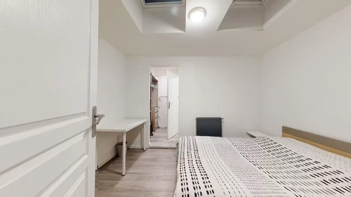 Quarto privado em Rue Louis Decottignies, , imagem 4 de 10