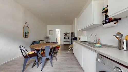 Quarto privado em Rue Louis Decottignies, , imagem 7 de 10