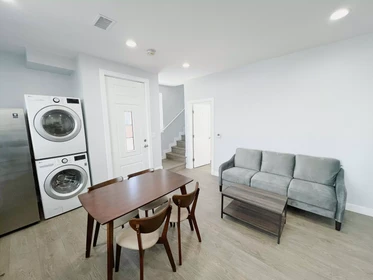 Private room at West 35th Street, image 28 of 32