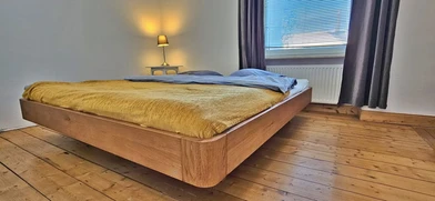 Wuppertal içinde 2 yatak odalı konaklama