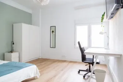 Chambre à louer dans un appartement en colocation à Saragosse