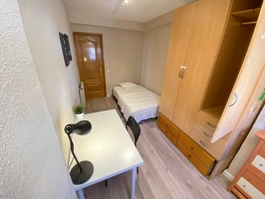Zimmer zur Miete in einer WG in Fuenlabrada