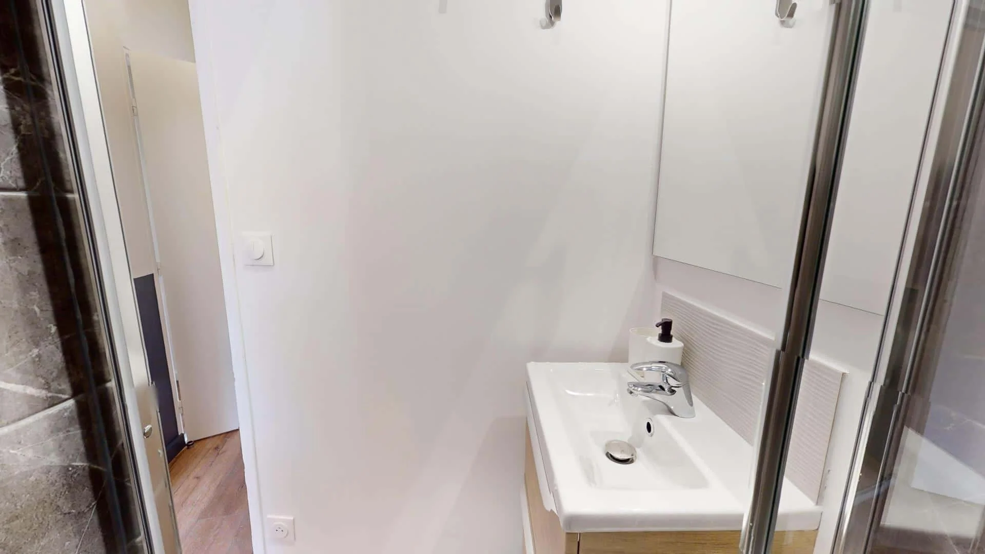 Budget-friendly student room close to campus in 