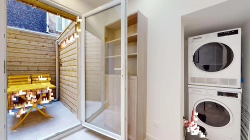 Private room at 38 Rue Gantois, 59000 Lille, France, image 22 of 24