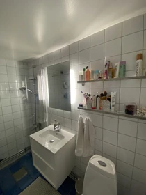 Alojamiento con 3 habitaciones en Uppsala