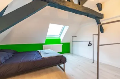Alquiler de habitación en piso compartido en Mons