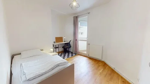 Prywatny pokój Avenue Salvador Allende, , obraz 1 10