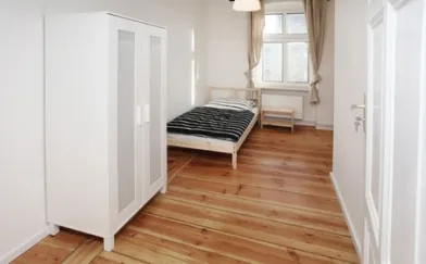 Chambre à louer avec lit double Berlin