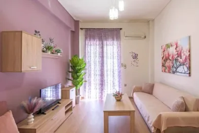 Apartamento moderno e brilhante em Atenas