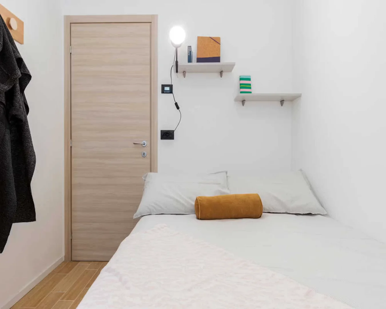 Camera accogliente per studenti disponibile a 