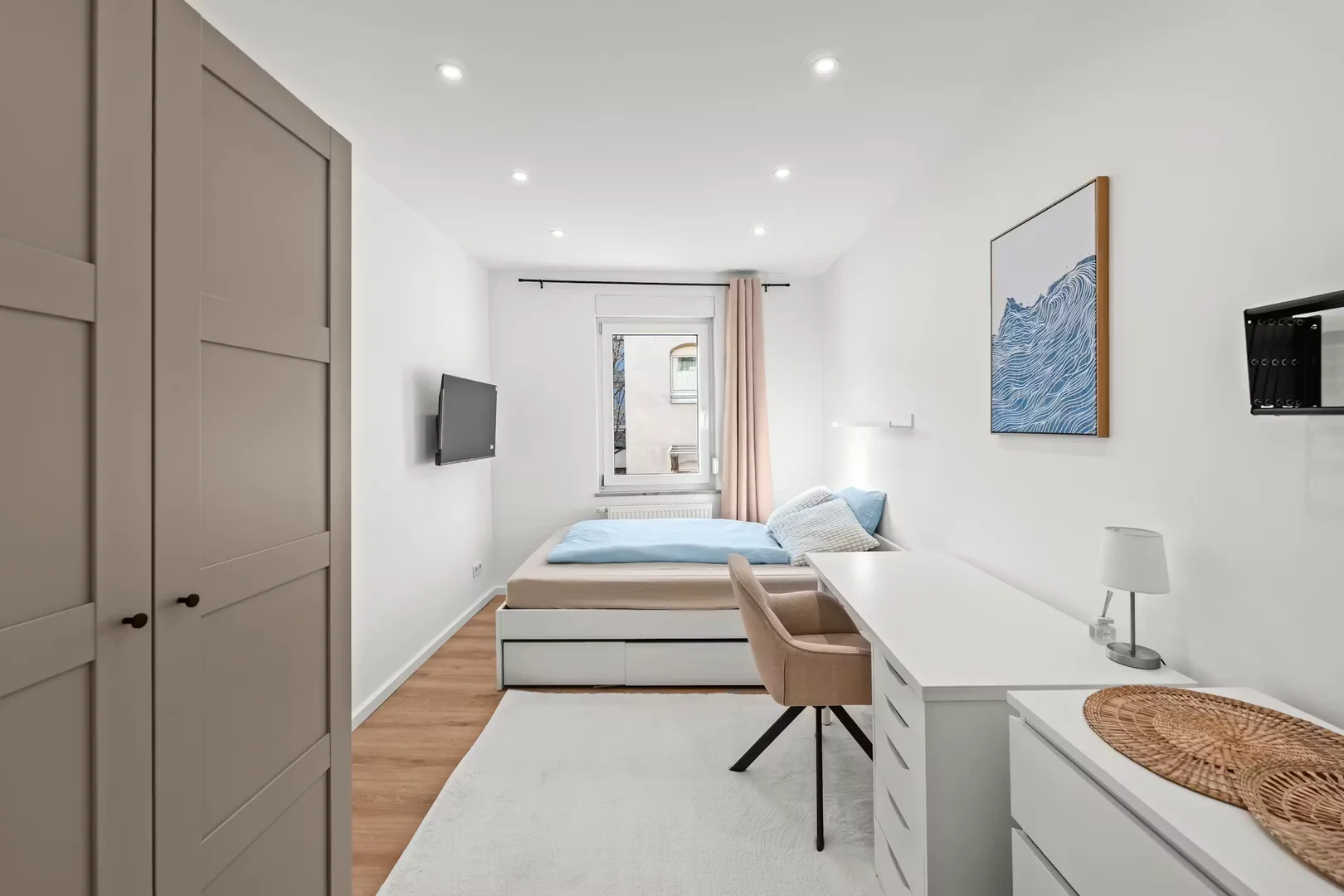 Habitación asequible para estudiantes con buena iluminación en 