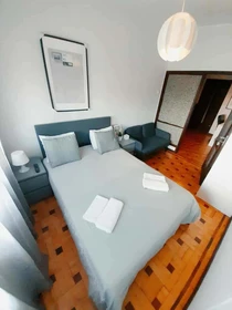 Alquiler de habitación en piso compartido en Oporto