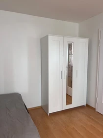 Cheap private room in Munich