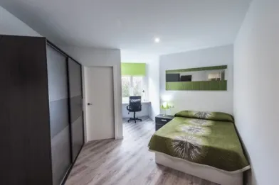 Cheap private room in Valencia