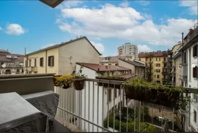 Apartamento totalmente mobilado em Milão