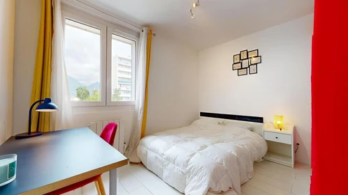 Alquiler de habitación en piso compartido en Grenoble