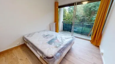 Quarto para alugar com cama de casal em Montpellier