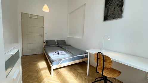 Pokój do wynajęcia z podwójnym łóżkiem w Budapeszt