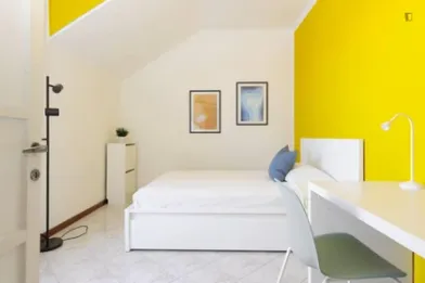 Room for rent in a shared flat in Milan