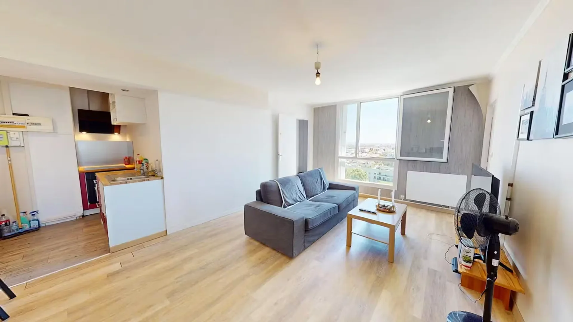Chambre à louer dans un appartement d'étudiant à , entièrement meublée