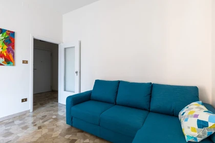 Apartamento totalmente mobilado em Bolonha