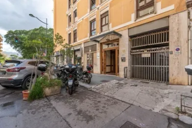 Very bright studio for rent in Palermo