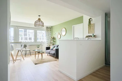 Habitación privada en 4 Pl. de la Division de Fer, 54000 Nancy, France, imagen 11 de 21