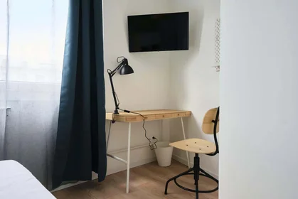 Habitación privada en 4 Pl. de la Division de Fer, 54000 Nancy, France, imagen 4 de 21