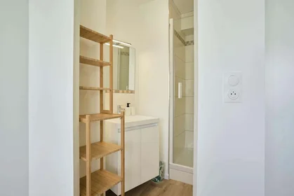 Habitación privada en 4 Pl. de la Division de Fer, 54000 Nancy, France, imagen 5 de 21