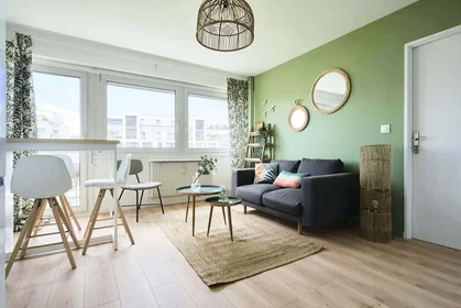 Habitación privada en 4 Pl. de la Division de Fer, 54000 Nancy, France, imagen 8 de 21