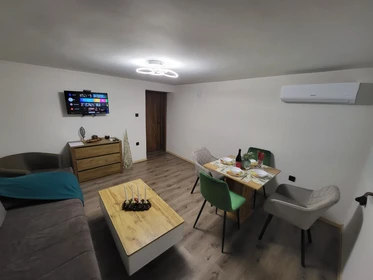 Luminoso e moderno appartamento a Varna