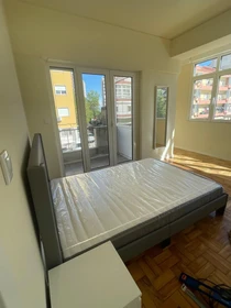 Nowoczesne i jasne mieszkanie w Lizbona