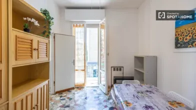 Quarto para alugar num apartamento partilhado em Bolonha