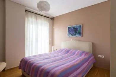 Room for rent in a shared flat in Athens