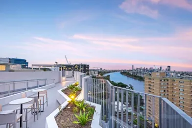 Luminoso monolocale in affitto a Brisbane