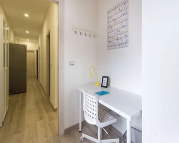 Helles Privatzimmer in Bologna