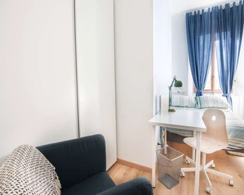 Chambre à louer dans un appartement en colocation à Torino
