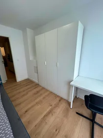 Private room at Springerstraße, 81477 München, Germany, image 3 of 12