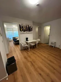 Private room at Springerstraße, 81477 München, Germany, image 7 of 12