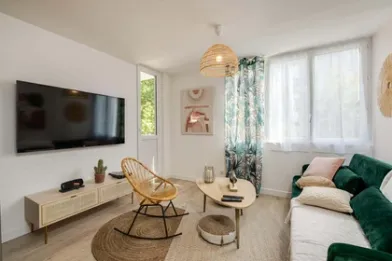 Renting rooms by the month in Bordeaux