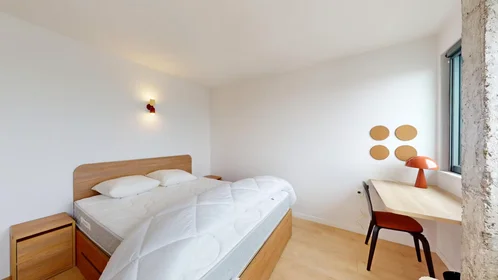 Logement entier à Rue Cambronne, 15th Arrondissement, image 9 de 10