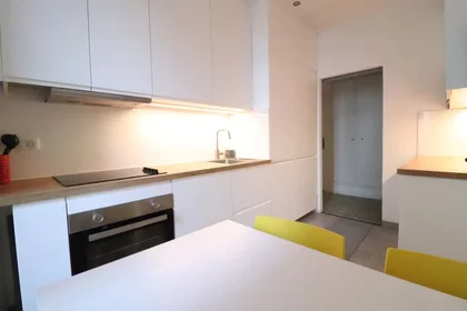 Privatzimmer in der Rue Barla, Le Port, bild 8 von 10
