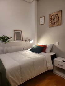 Private room at Calle de Casiopea, Florida Alta, image 2 of 10
