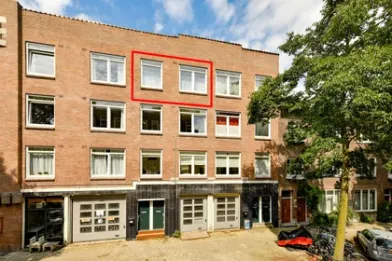 Appartamento completamente ristrutturato a Amsterdam