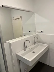 Cheap private room in Frankfurt