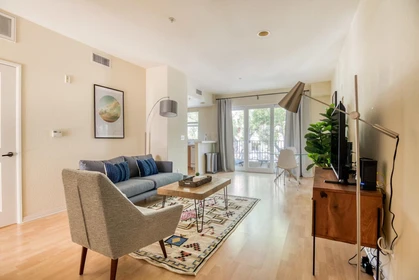 Apartamento totalmente mobilado em Pasadena